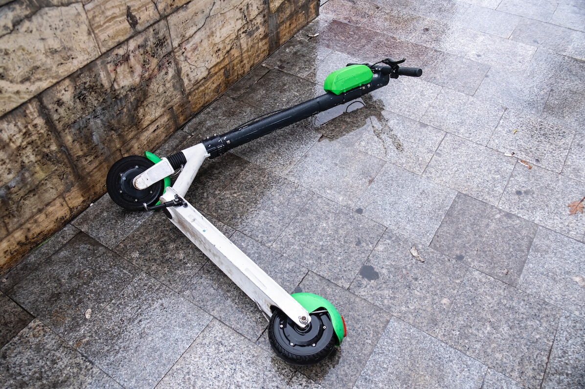 Lader du elsparkesykkelen inne?